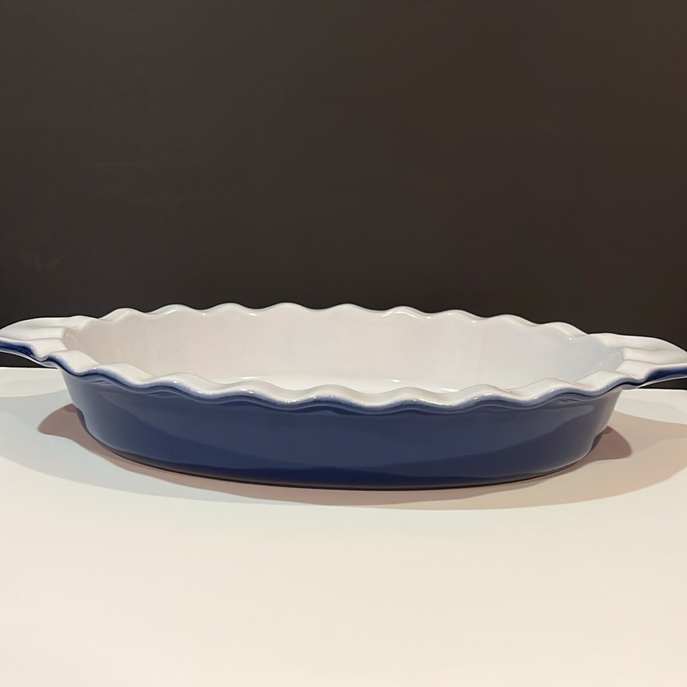 Emile Henry 1.75 L Scalloped Edge Casserole Dish France- Gorgeous❣️